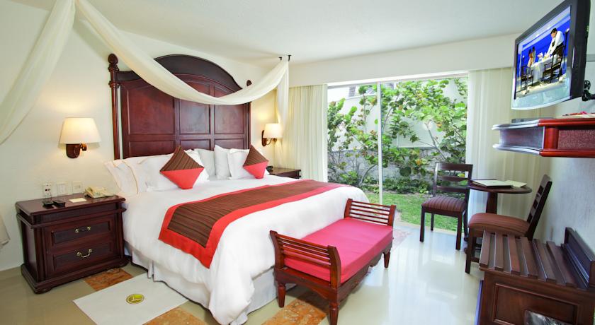 Sunscape Cancun Resort & Spa