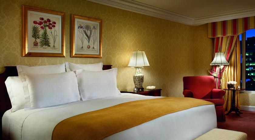 The Ritz-Carlton, Santiago