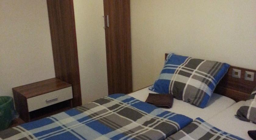 Guesthouse and Hostel Lika