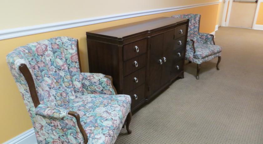 Naples Park Central Hotel