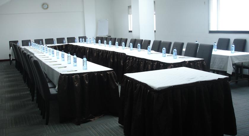 Best Western Plus Meridian Hotel