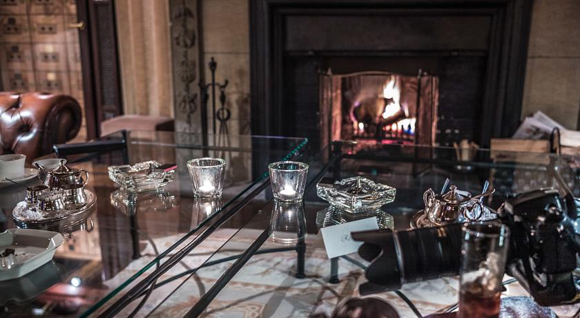 Schlosshotel Berlin By Patrick Hellmann