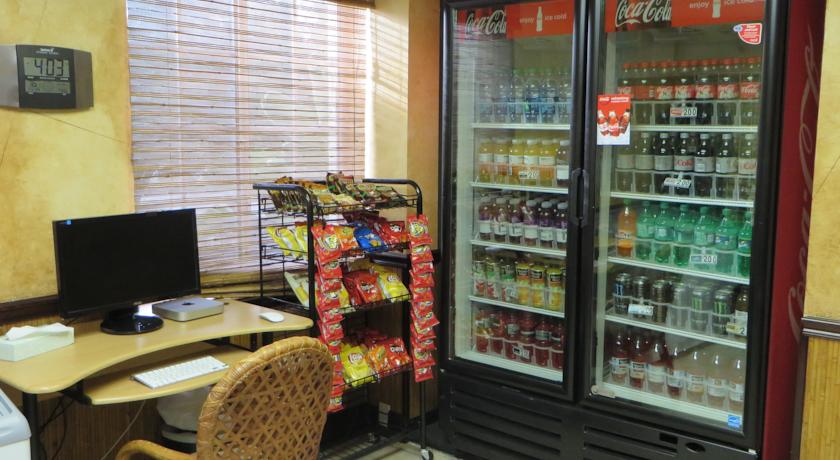 Bayfront Inn 5th Ave