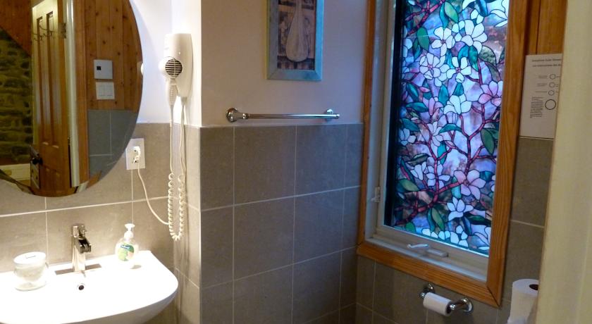 University Bed & Breakfast Apartments