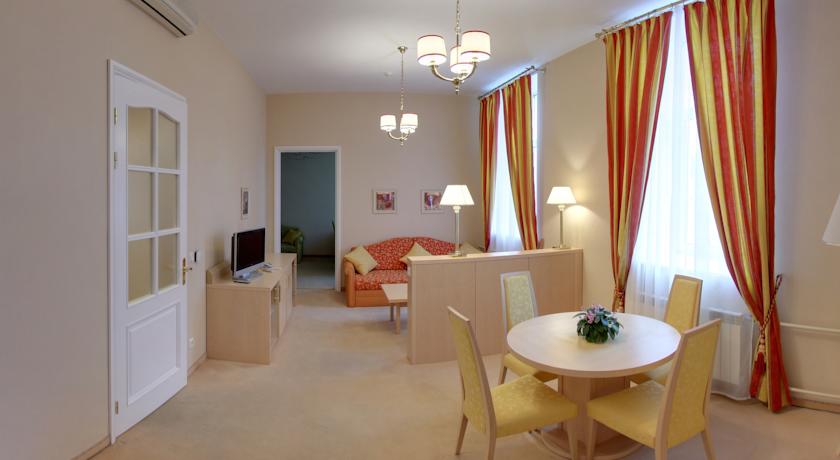 Citytel Hotel Oktyabrskaya