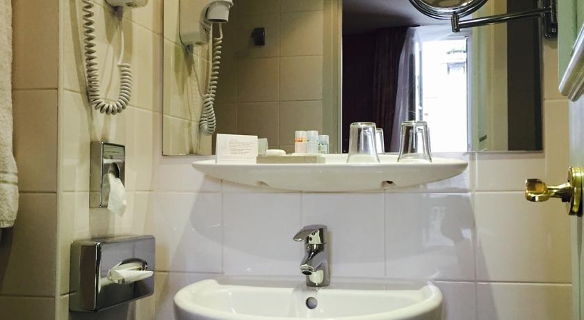 Hotel du Champ de Mars