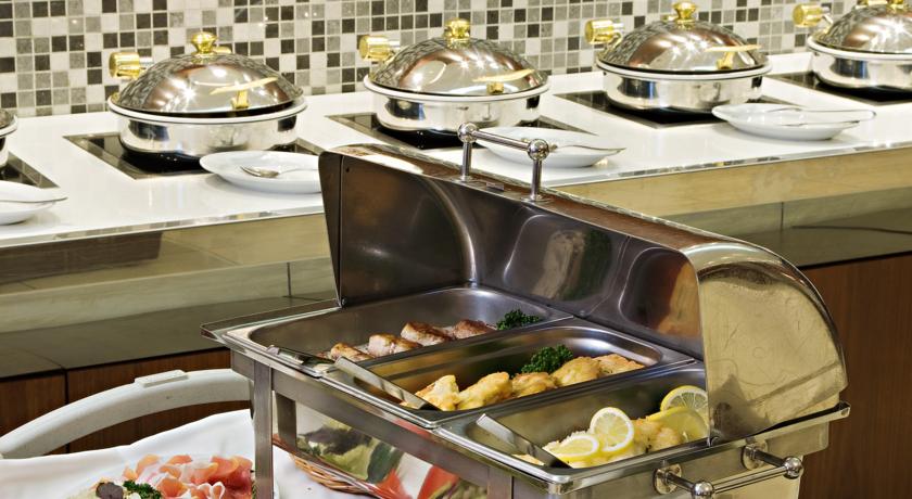 Cosmos Saint-Petersburg Pulkovskaya Hotel, a member of Radisson Individuals