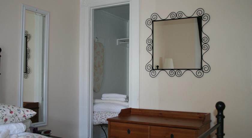 University Bed & Breakfast Apartments