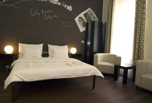 Miss Sophie's New Town