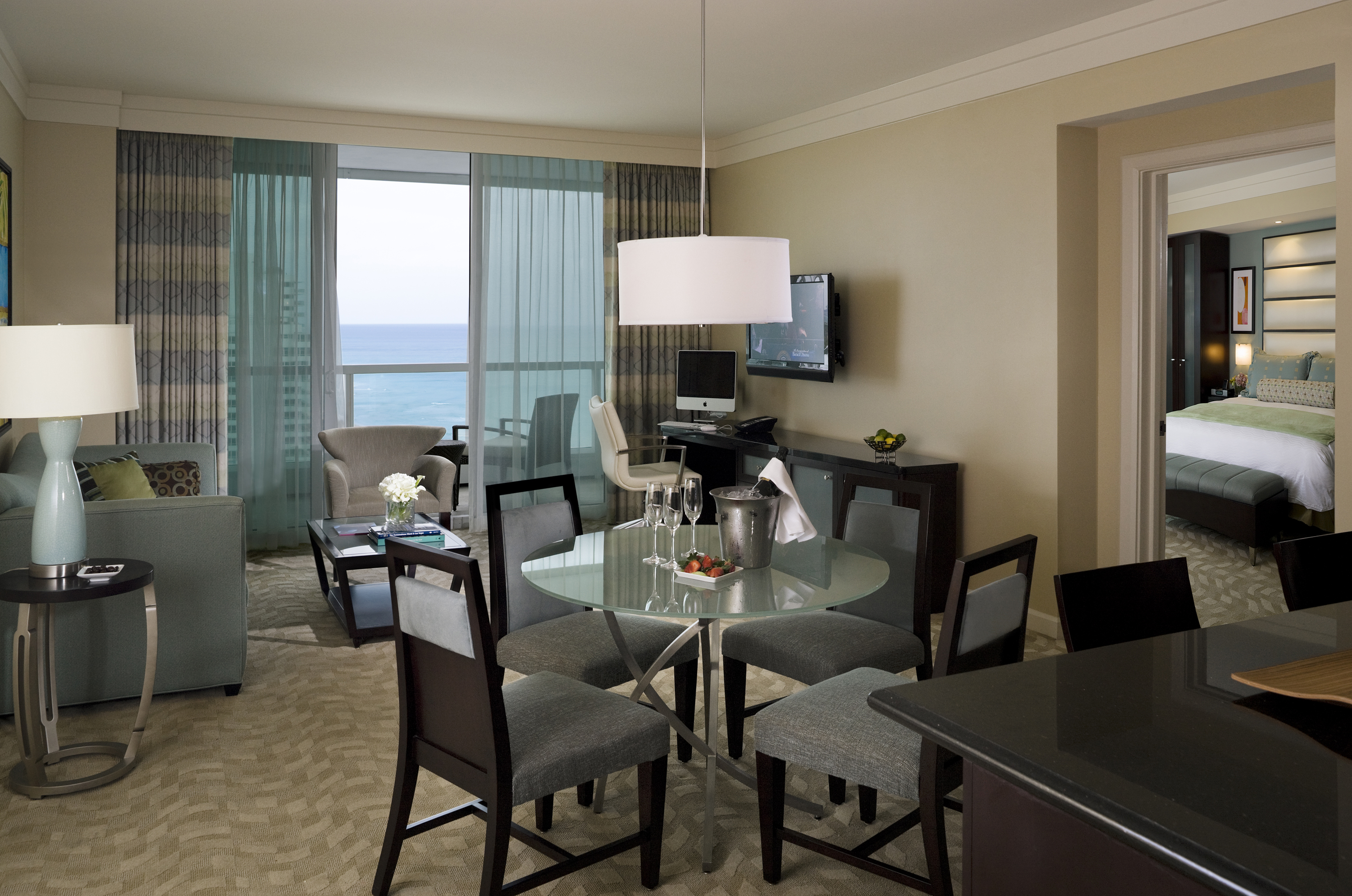 Fontainebleau Miami Beach