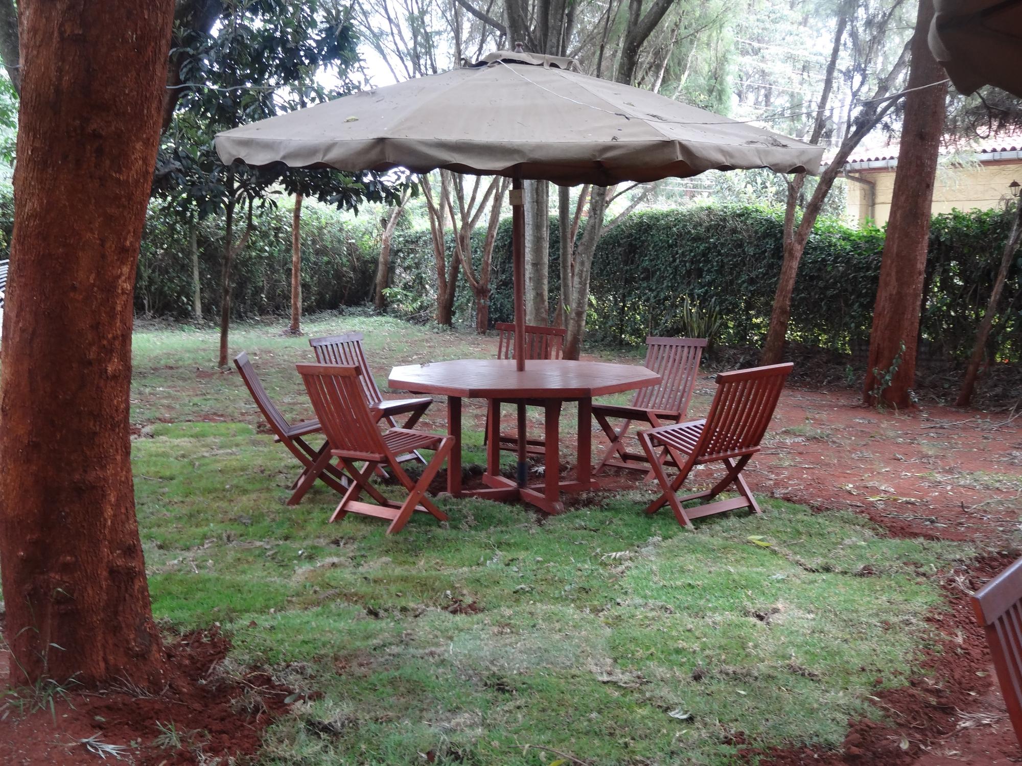 Milimani Backpackers & Safari Centre