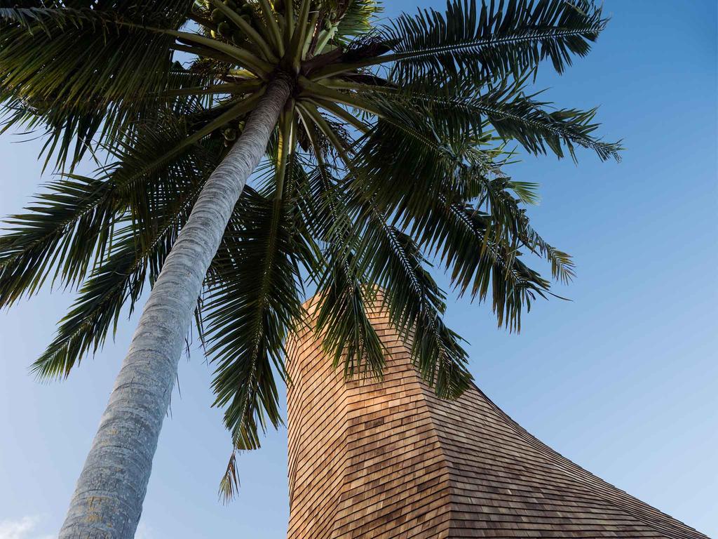 The St. Regis Maldives Vommuli Resort