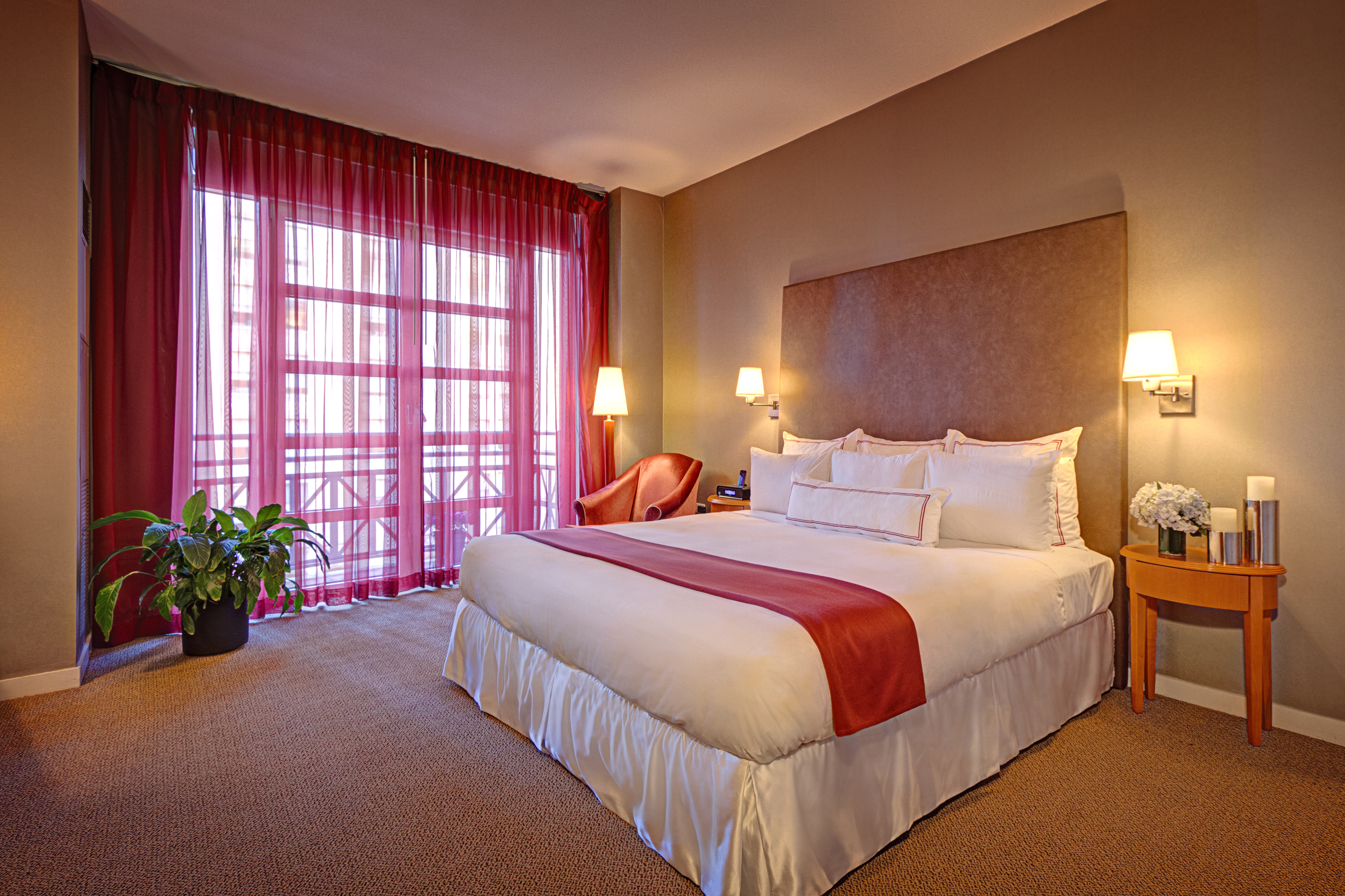 Hotel Giraffe by Library Hotel Collection