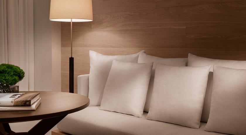 The Miami Beach EDITION