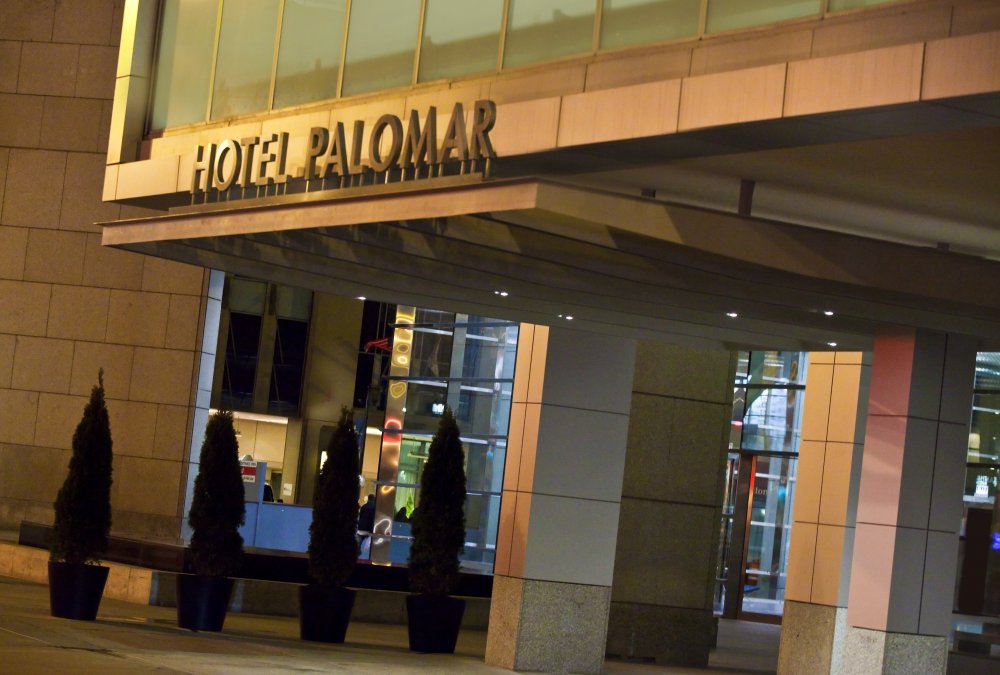 The Royal Sonesta Chicago River North