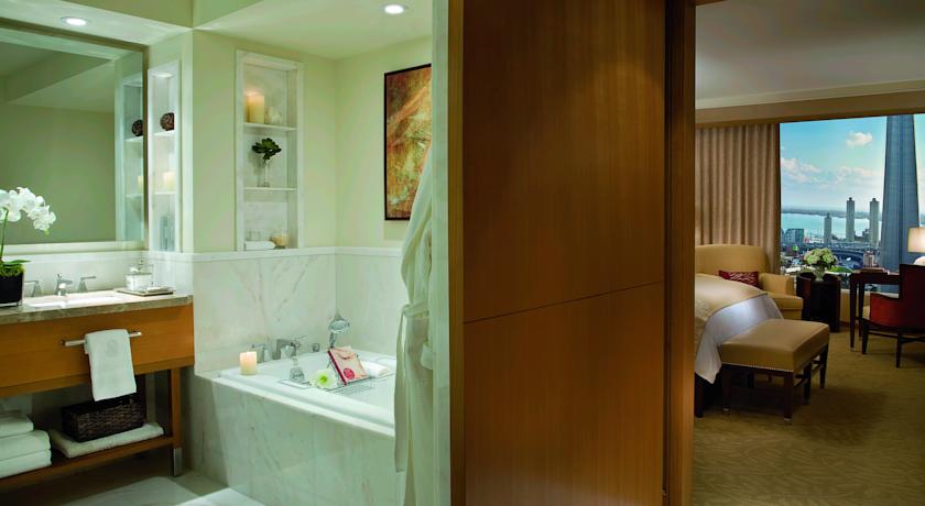 The Ritz-Carlton, Toronto