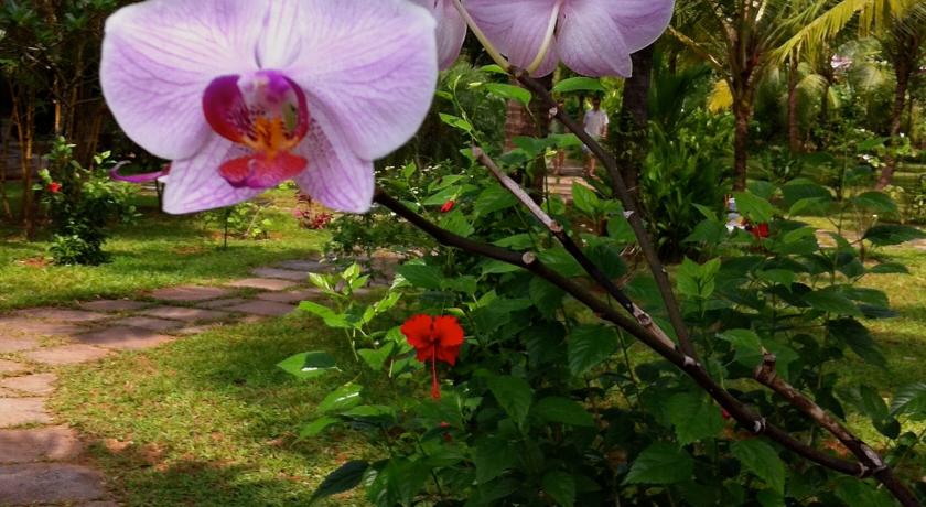 Neeleshwar Hermitage