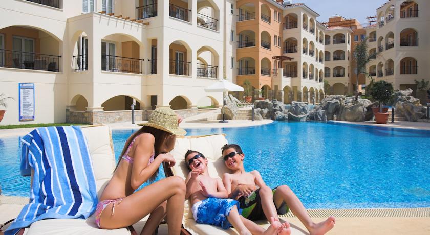 St. Nicolas Elegant Residence