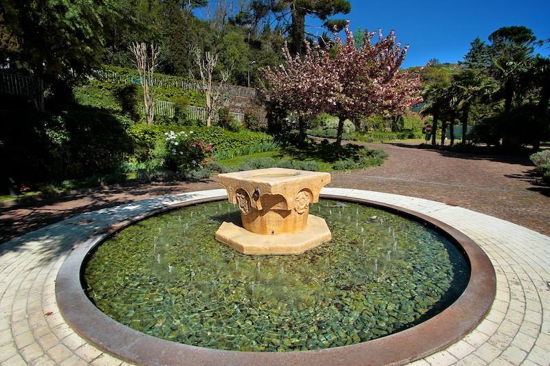 Hotel Riviera & Maximilian's