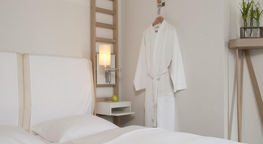 Hotel Bleibtreu Berlin by Golden Tulip