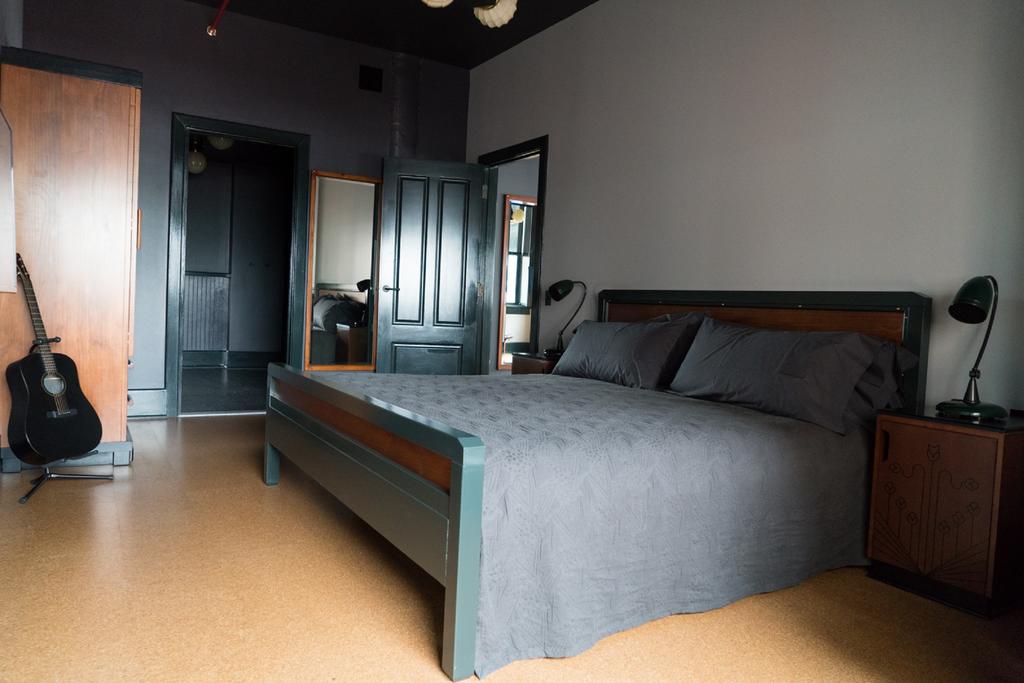 The Barnett - JDV by Hyatt