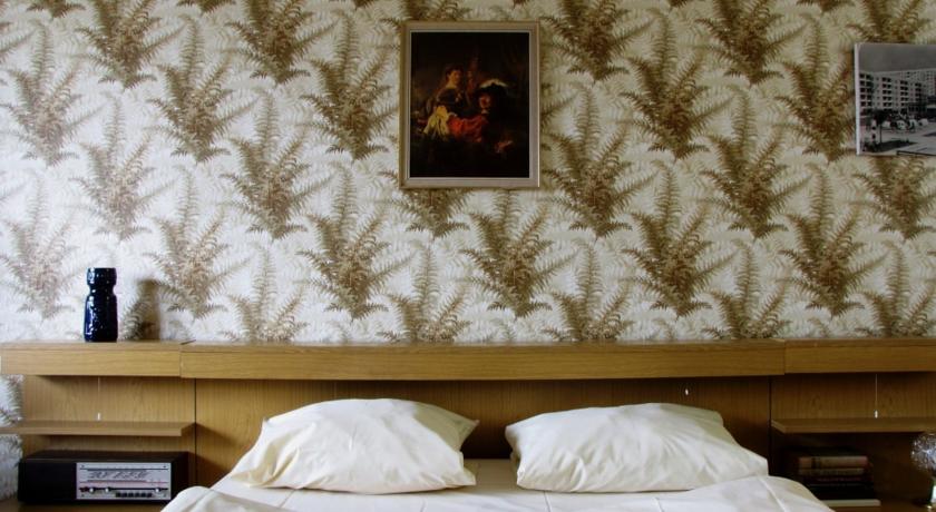 Ostel - GDR The Hostel