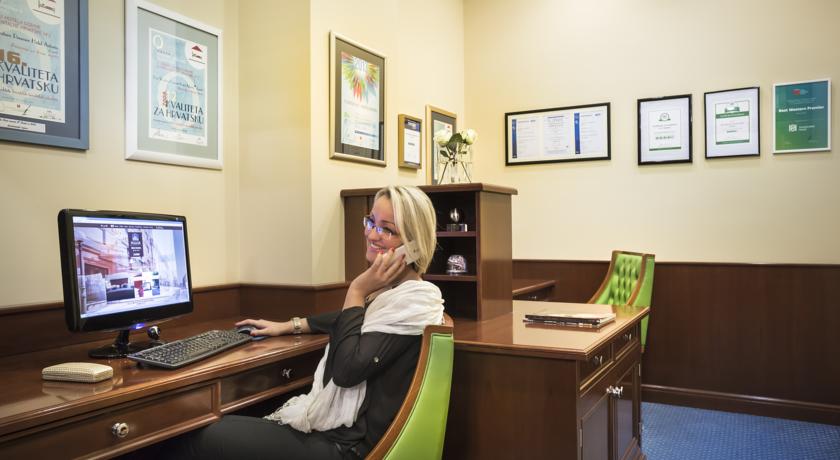 Best Western Premier Hotel Astoria