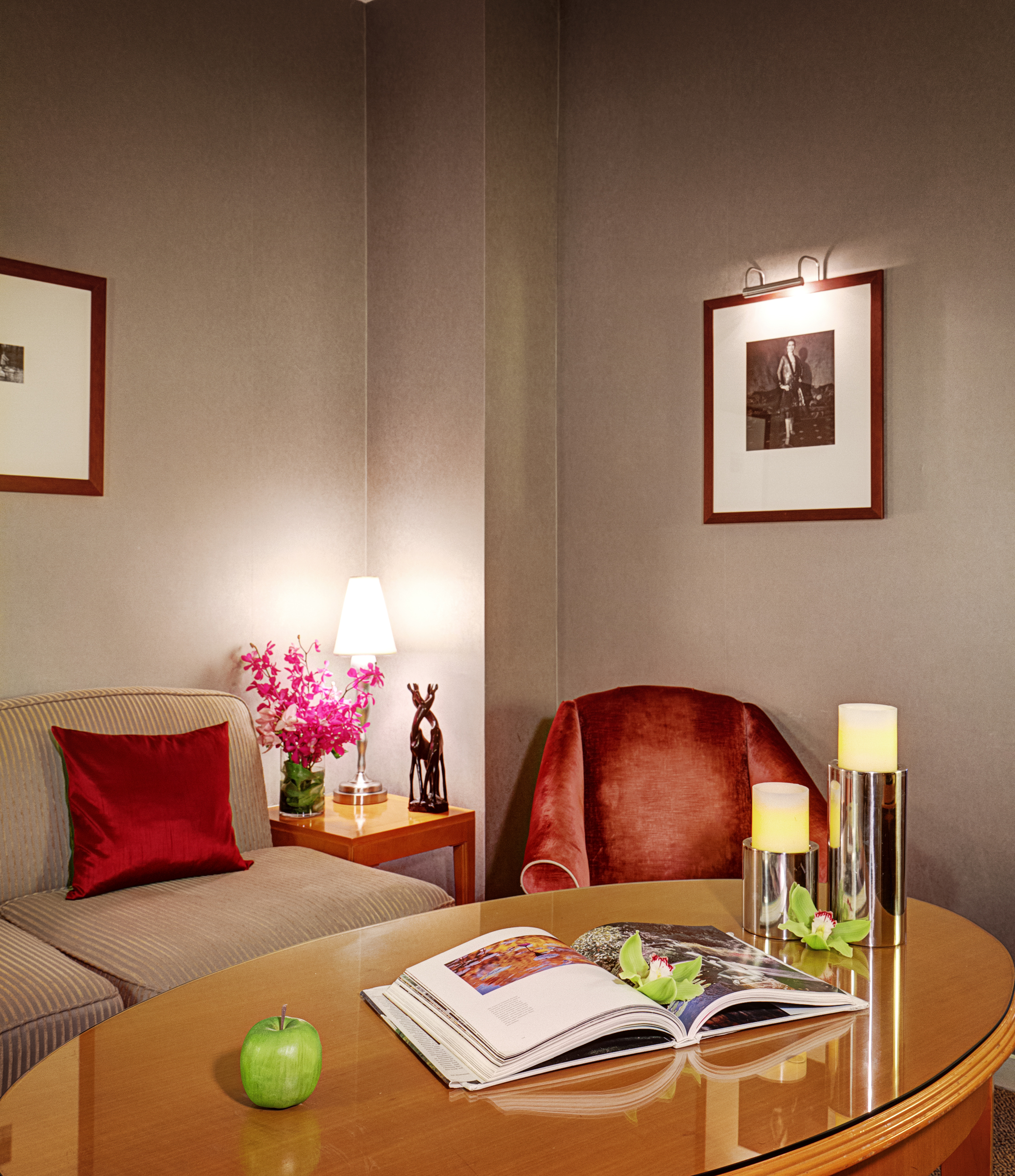 Hotel Giraffe by Library Hotel Collection