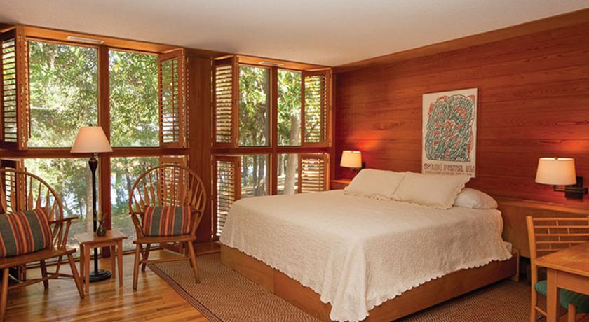 Inn At Middleton Place