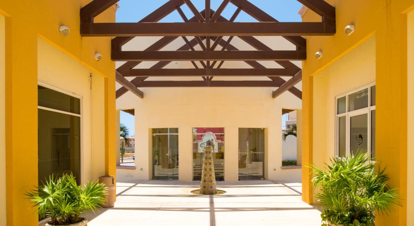 Quinta Del Sol by Solmar