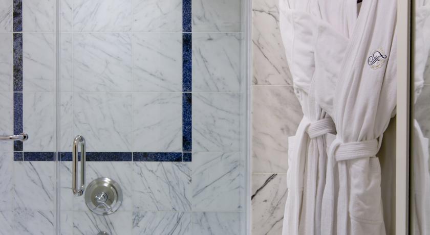 Fairmont Miramar Hotel & Bungalows