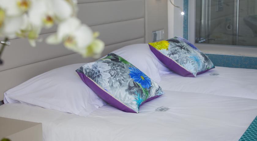 King Evelthon Beach Hotel & Resort