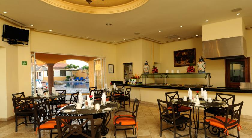 Quinta Del Sol by Solmar