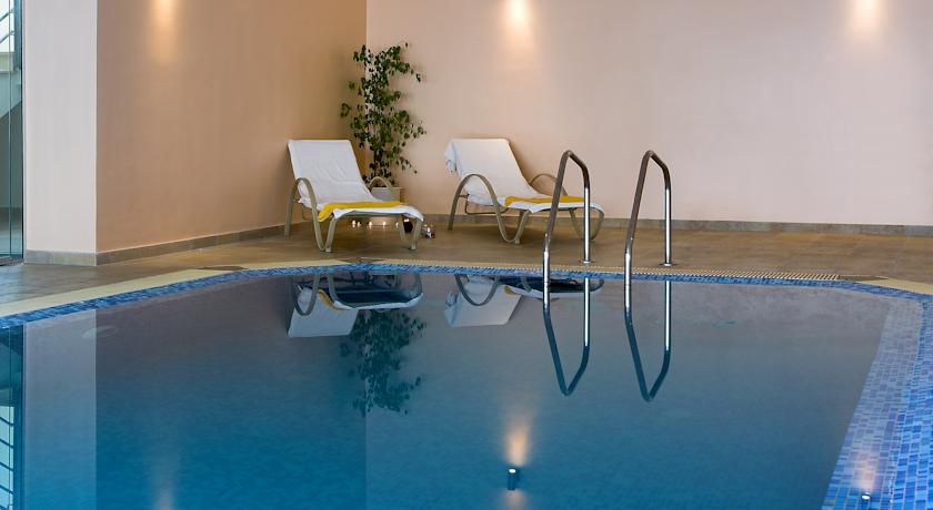 St. Nicolas Elegant Residence