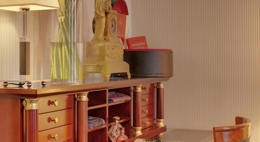 Grand Hotel Moika 22