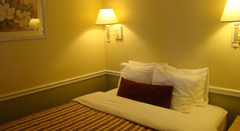 Vanderbilt Beach Resort