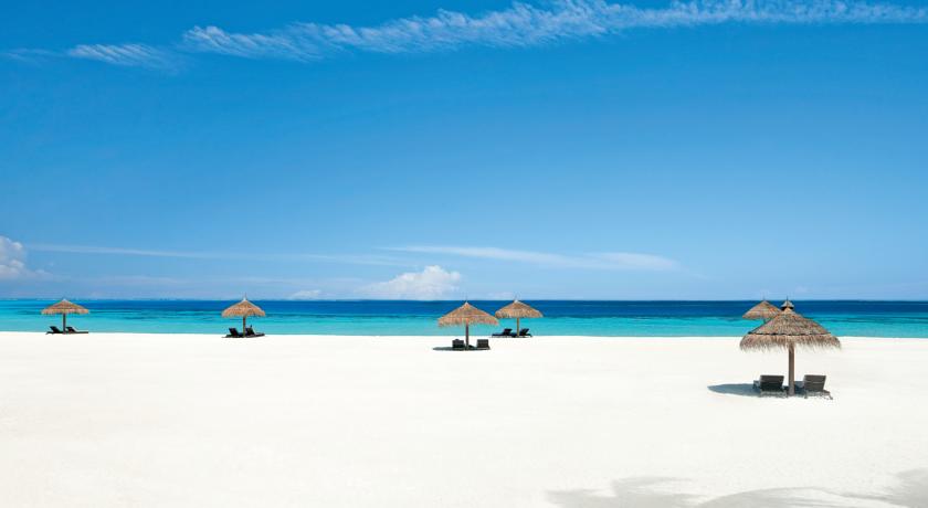 Constance Moofushi Maldives