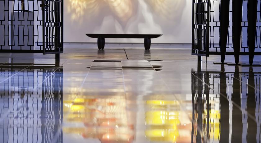 Renaissance New Orleans Arts Warehouse District Hotel