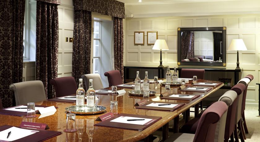 Mercure Salisbury White Hart Hotel & Apartments