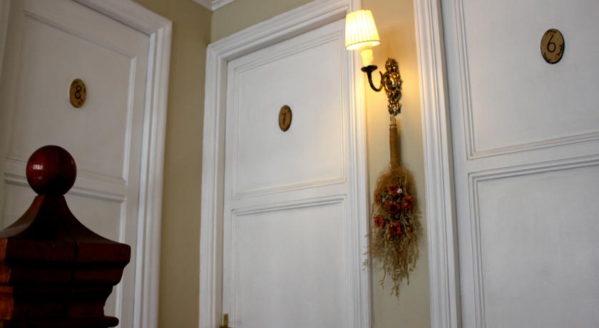 Vilafranca Petit Hotel