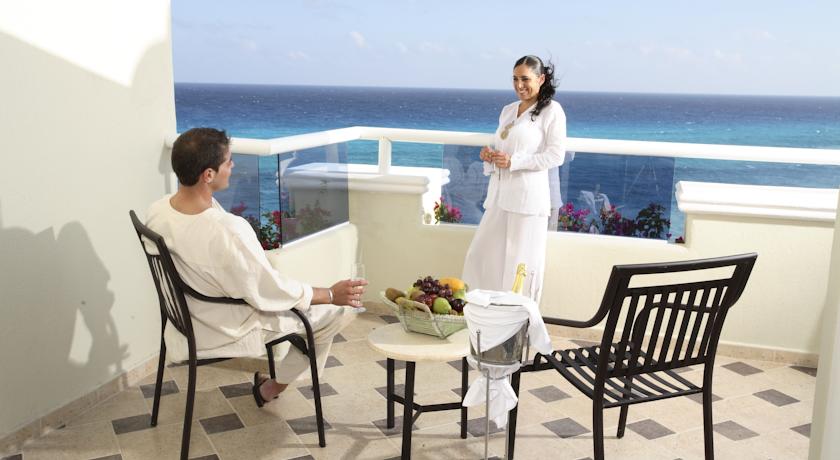 Sunscape Cancun Resort & Spa