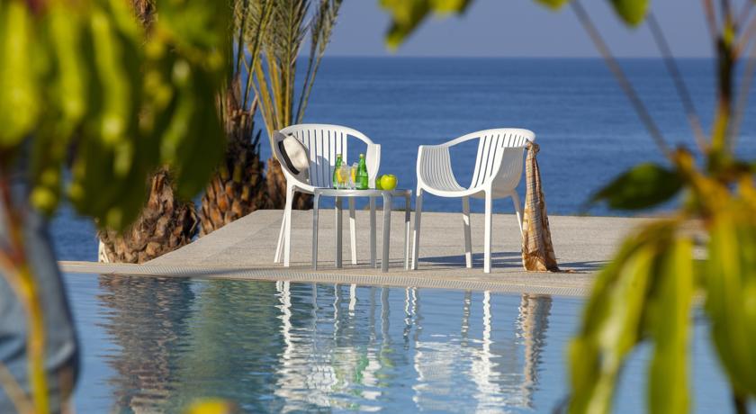 King Evelthon Beach Hotel & Resort