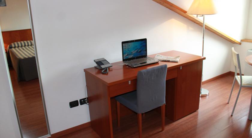 Urbanauts Studios Minelli