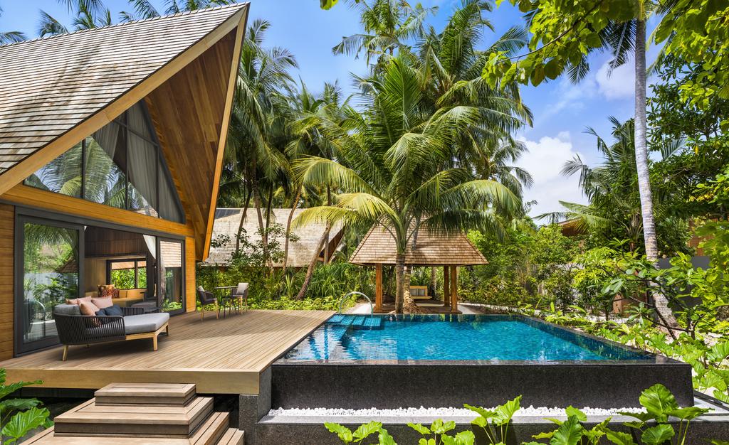 The St. Regis Maldives Vommuli Resort