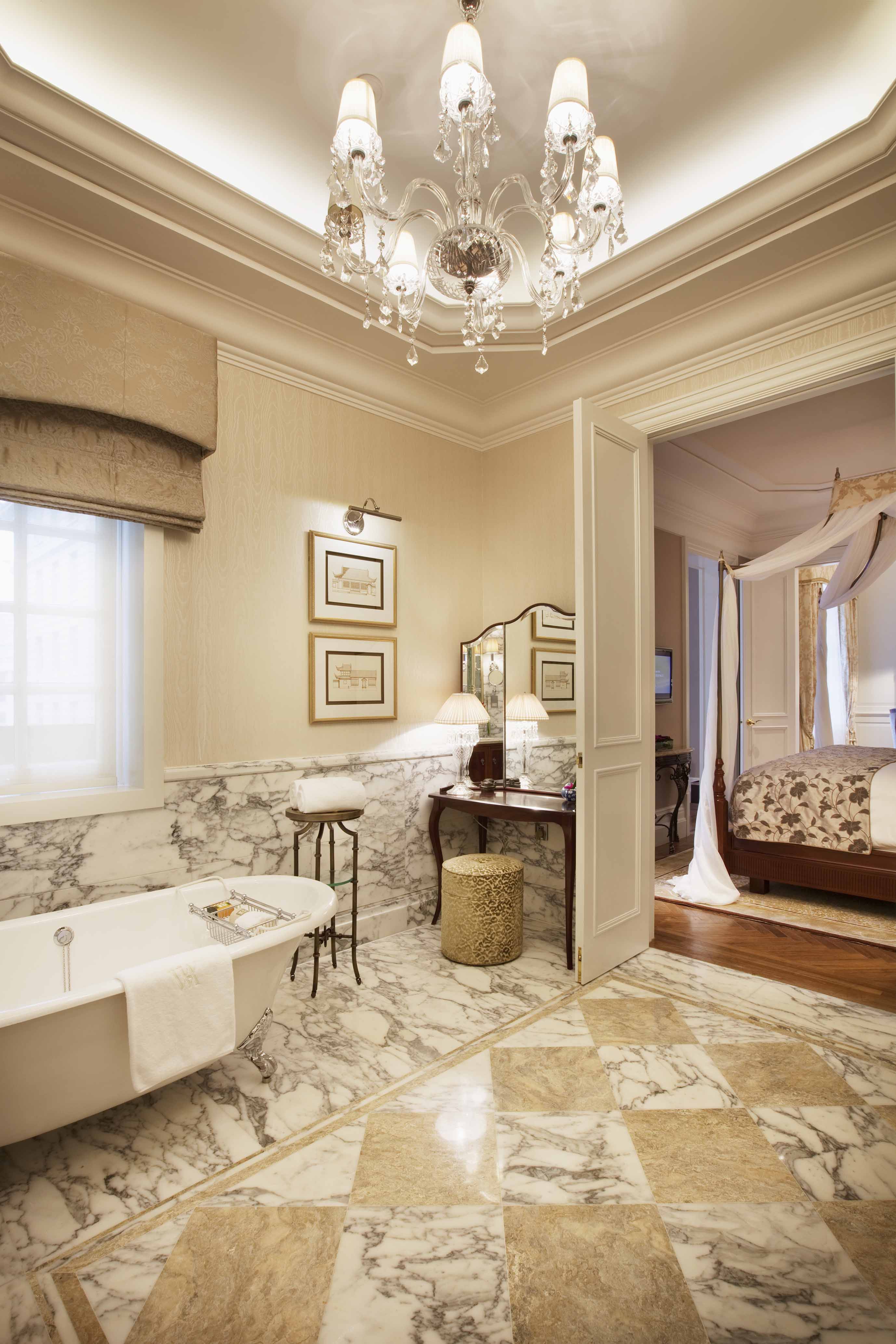 Waldorf Astoria Shanghai on the Bund