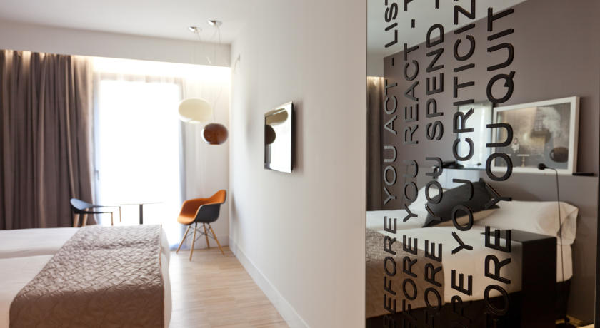 Alexandra Barcelona Hotel, Curio Collection by Hilton