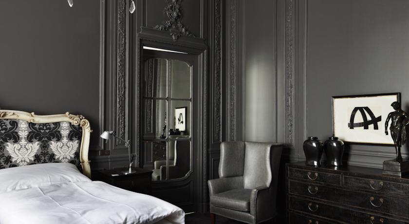 Schlosshotel Berlin By Patrick Hellmann