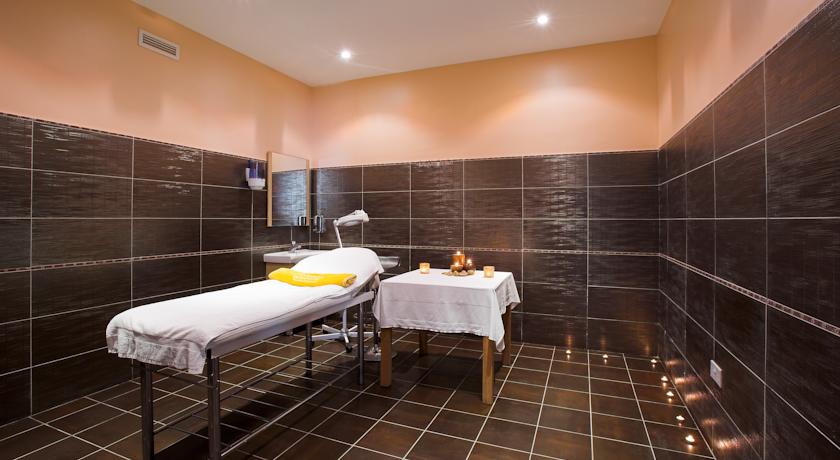 St. Nicolas Elegant Residence