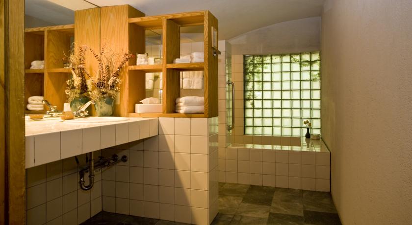 Inn At Middleton Place