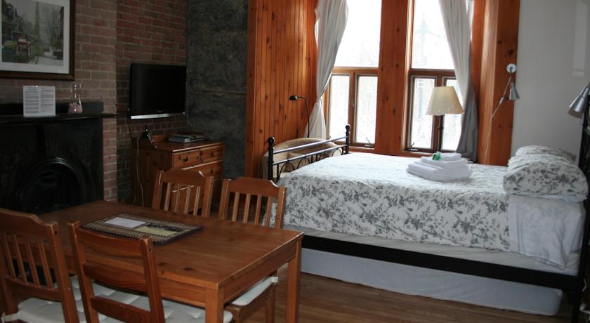 University Bed & Breakfast Apartments